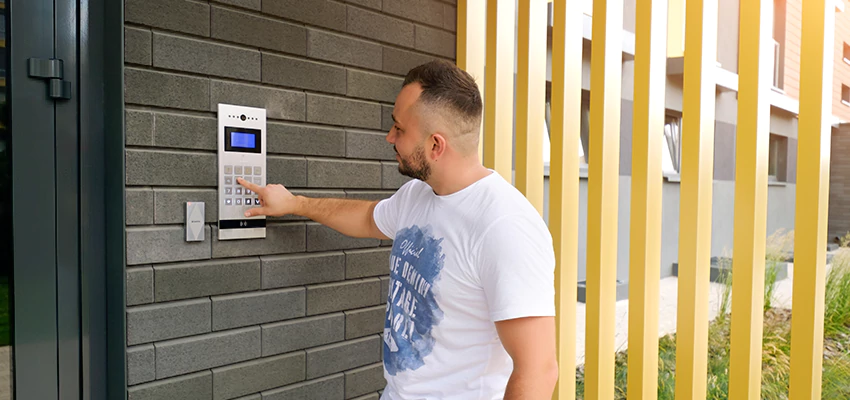 Locksmith Company For Smart Lock System Installation in Camarillo, California